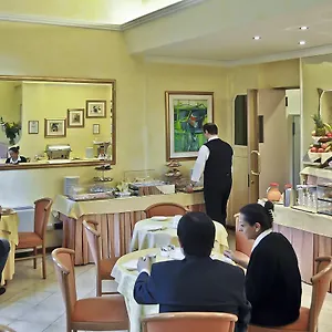 Hotel Lloyd, Milaan